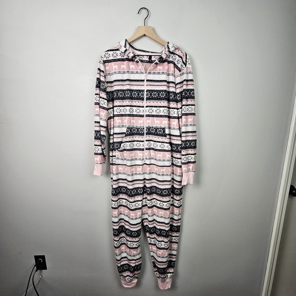Torrid Fleece Full Length Lounge Onesie Pink Fair Isle 00/0 - Picture 2 of 13